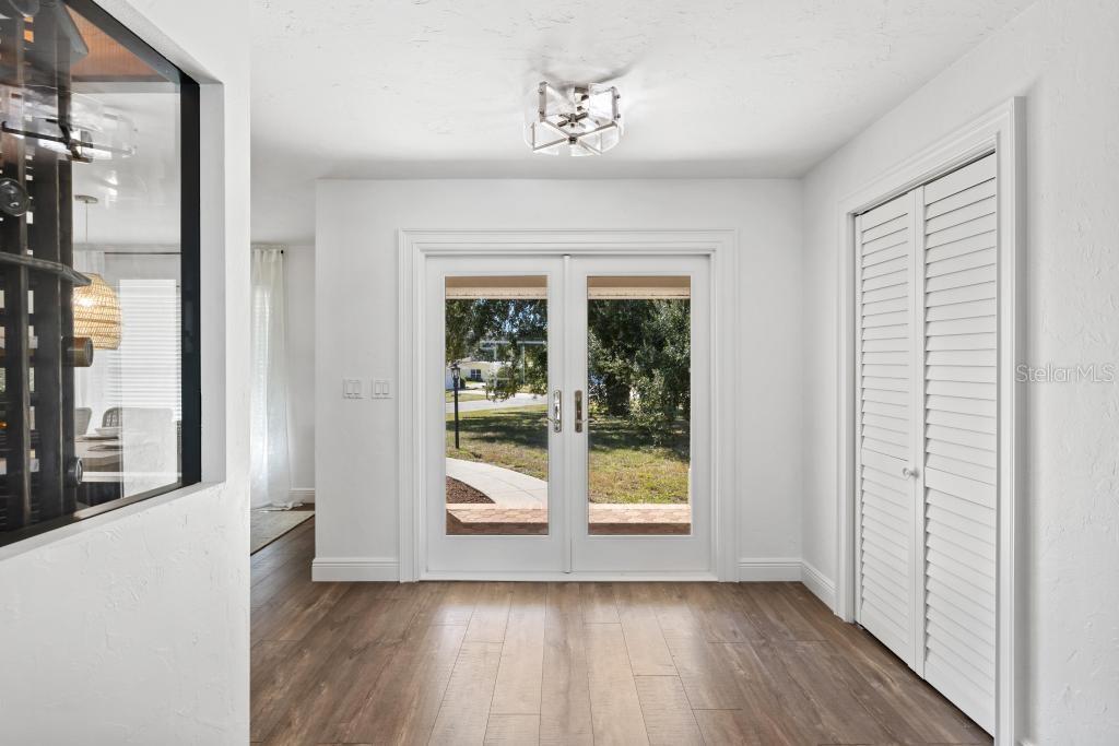 Image 6 of 69 For 500 Dona Drive