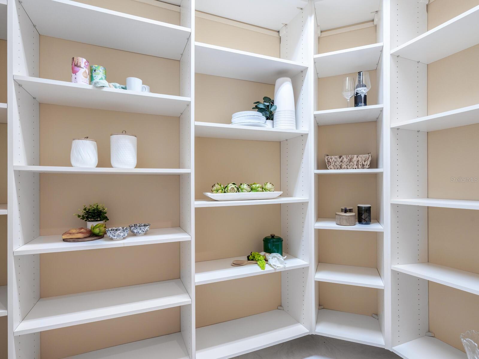 Image 27 of 100 For 8309 Farington Court