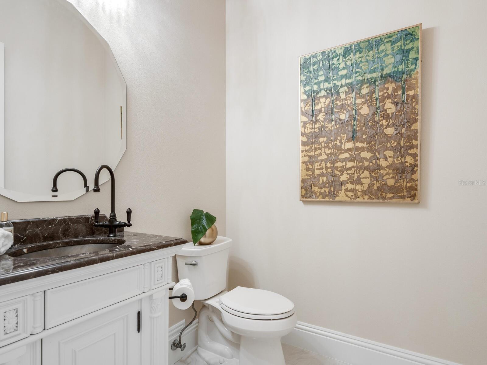 Image 33 of 100 For 8309 Farington Court