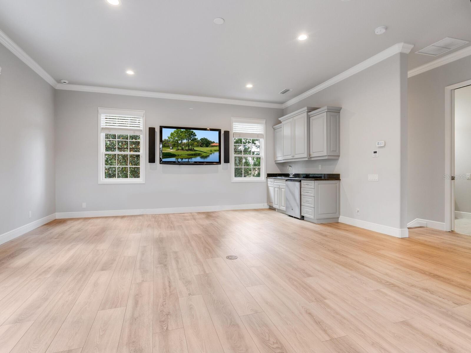 Image 45 of 100 For 8309 Farington Court