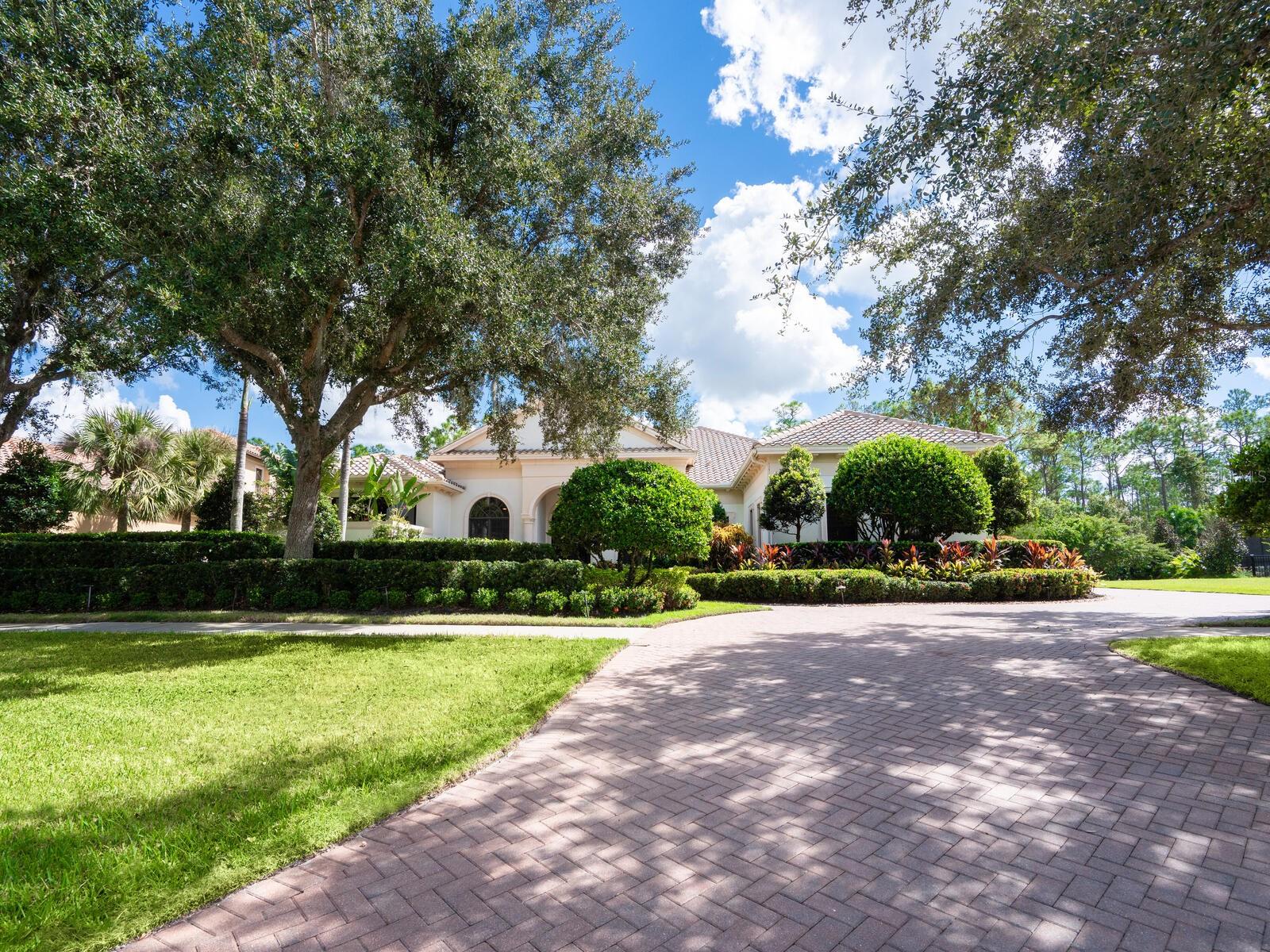 Image 6 of 100 For 8309 Farington Court