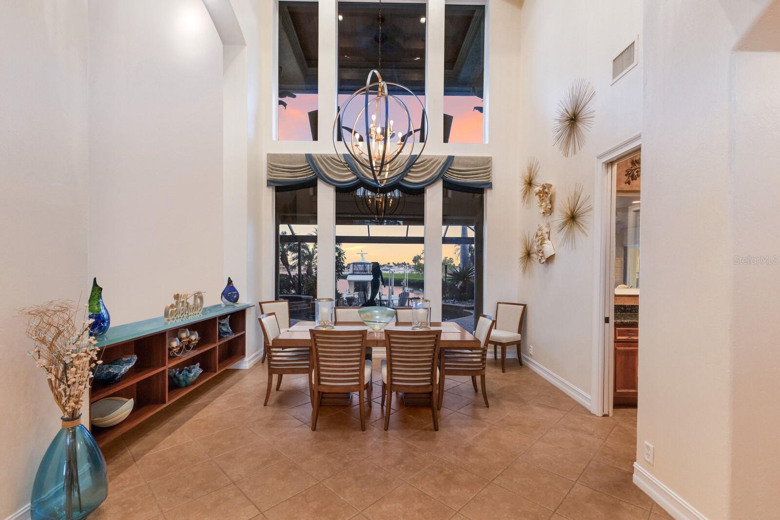 Image 10 of 90 For 801 3rd Street E