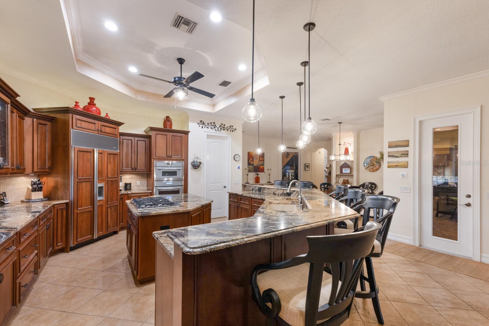 Image 16 of 90 For 801 3rd Street E