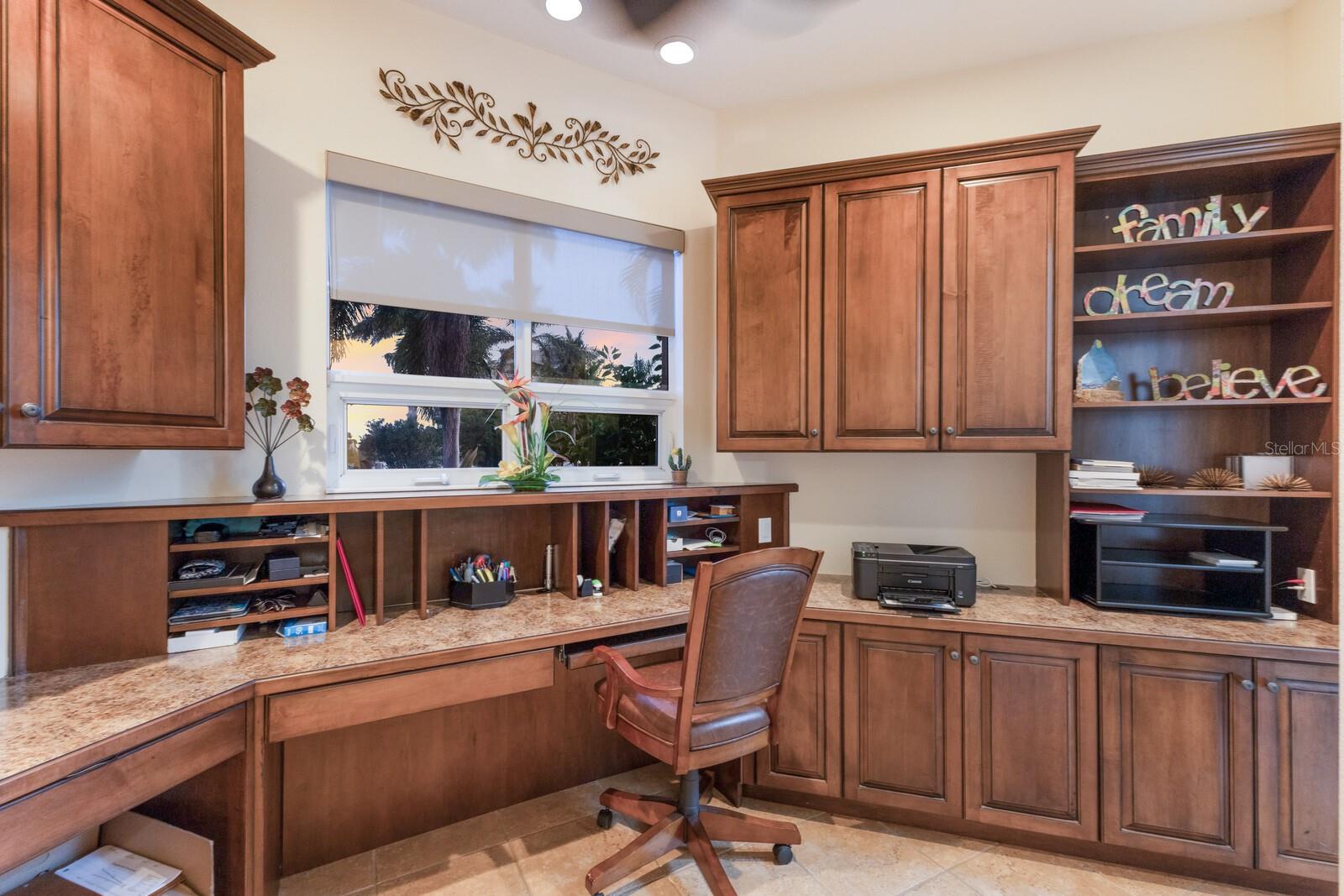 Image 43 of 90 For 801 3rd Street E