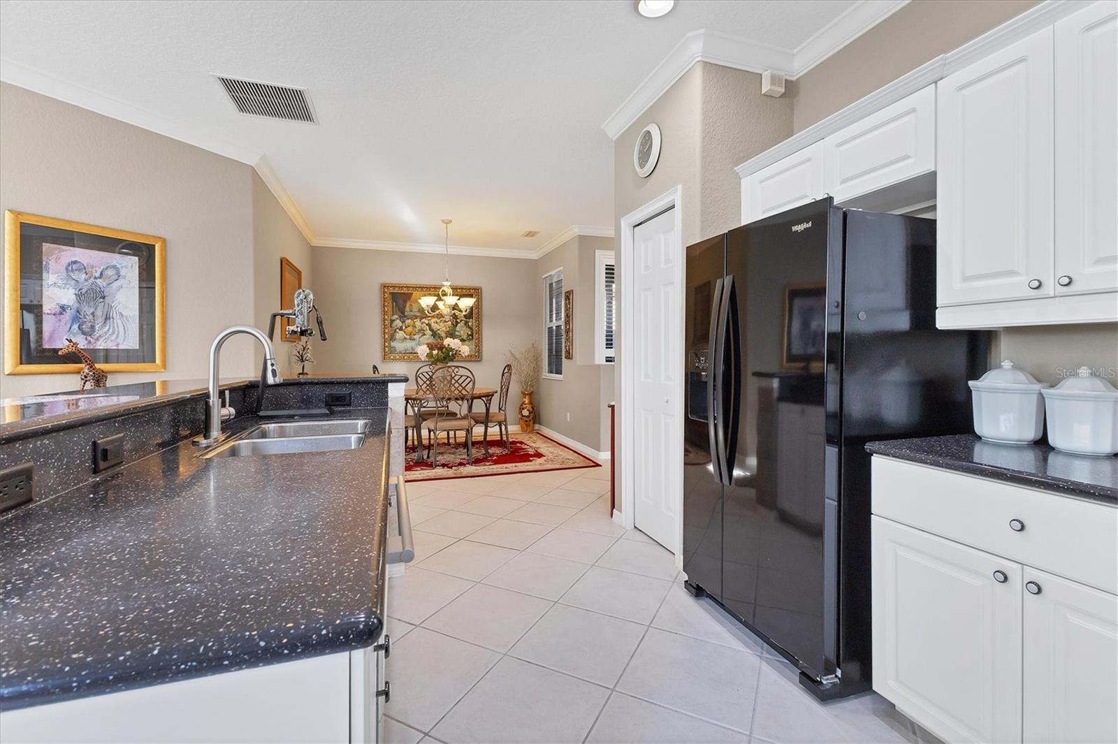 Image 14 of 71 For 165 Padova Way 15