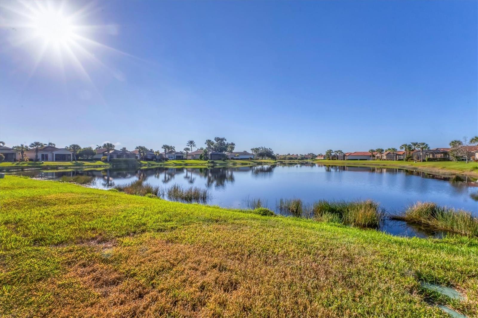 Image 31 of 71 For 165 Padova Way 15