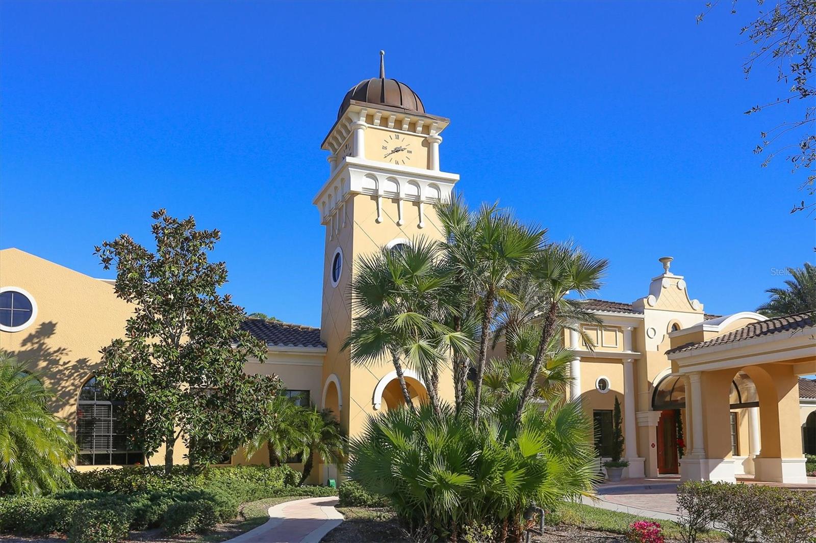 Image 37 of 71 For 165 Padova Way 15