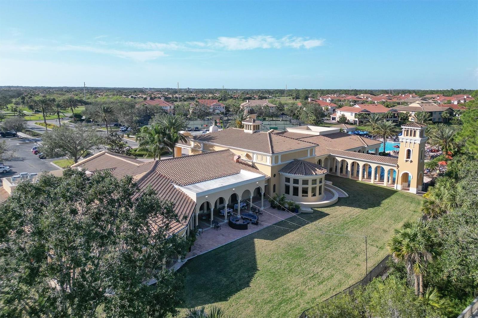 Image 60 of 71 For 165 Padova Way 15