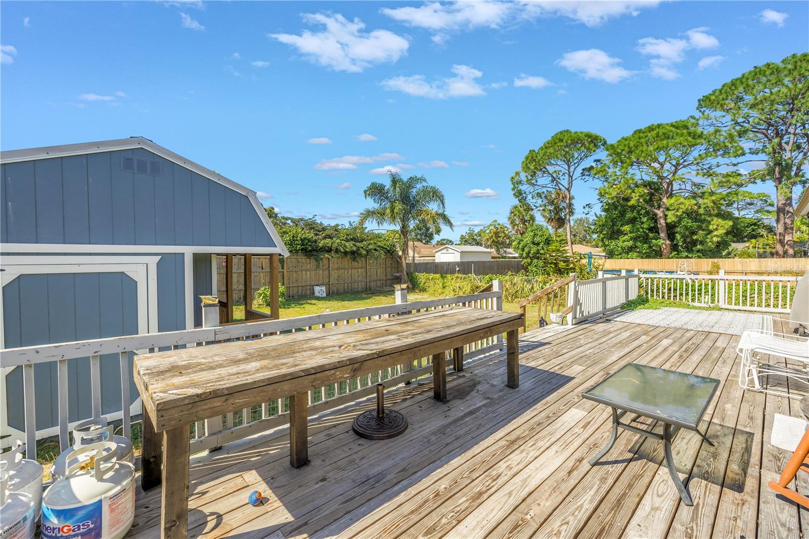 Image 22 of 31 For 4078 Groveland Avenue