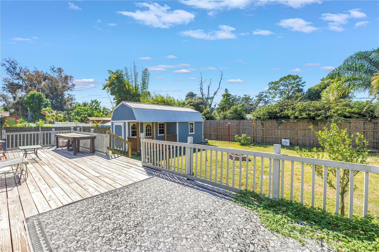 Image 25 of 31 For 4078 Groveland Avenue