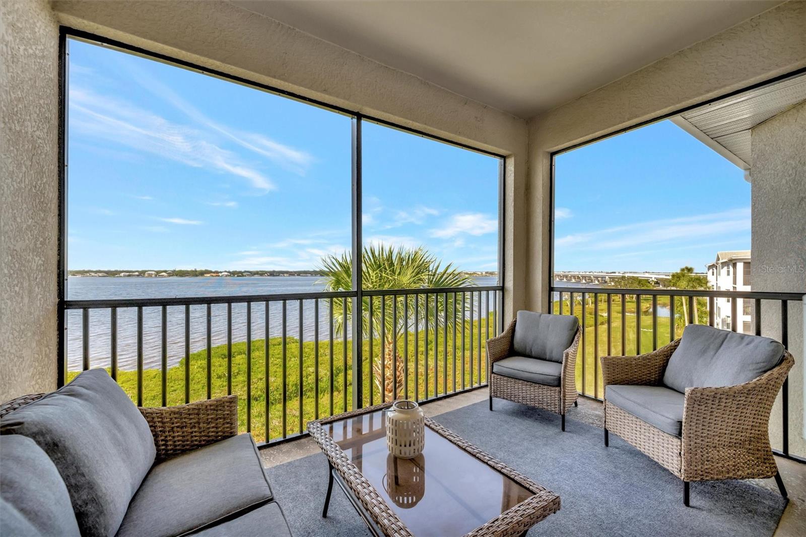 Image 34 of 67 For 1020 Tidewater Shores Loop 405