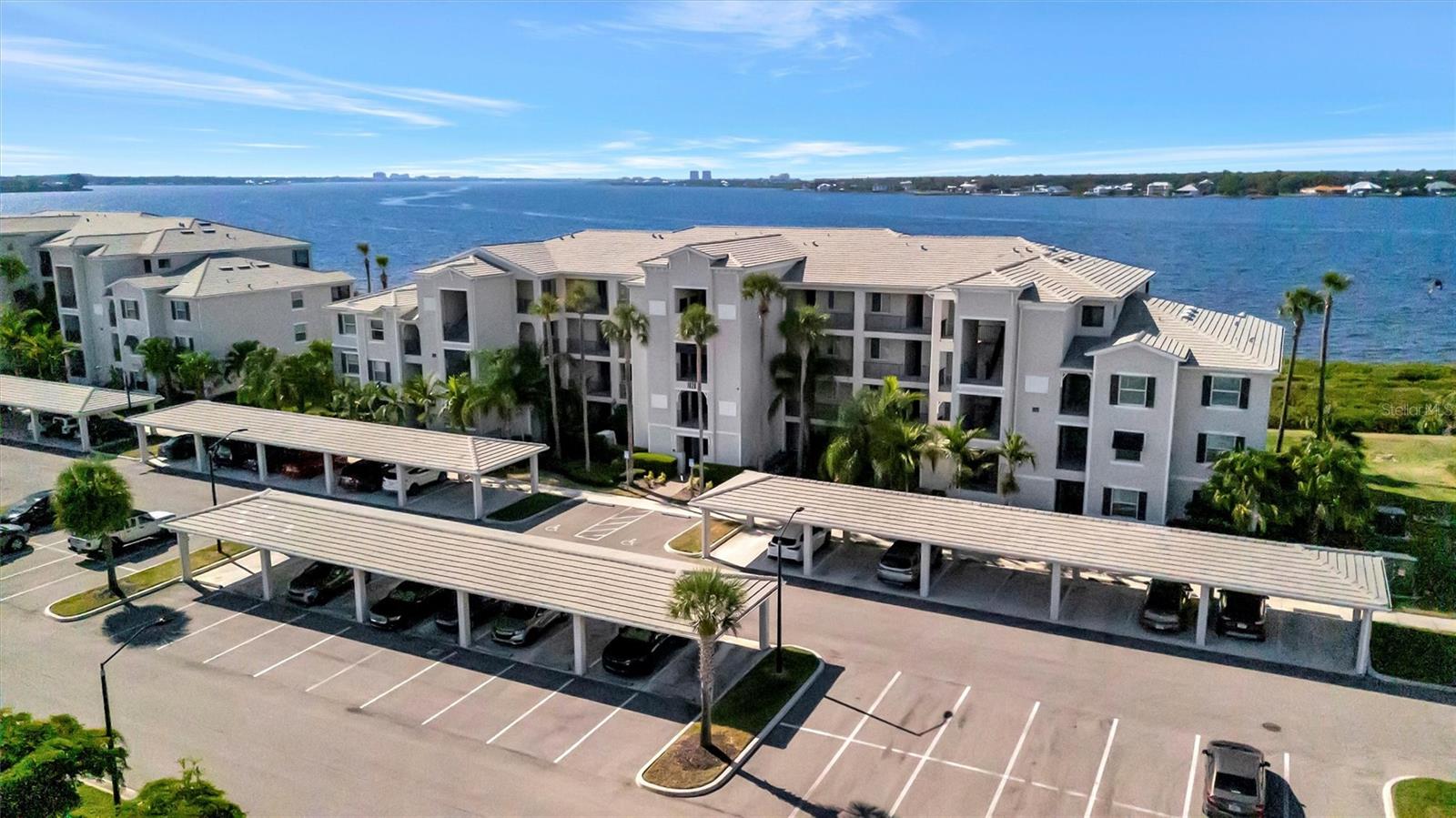 Image 41 of 67 For 1020 Tidewater Shores Loop 405