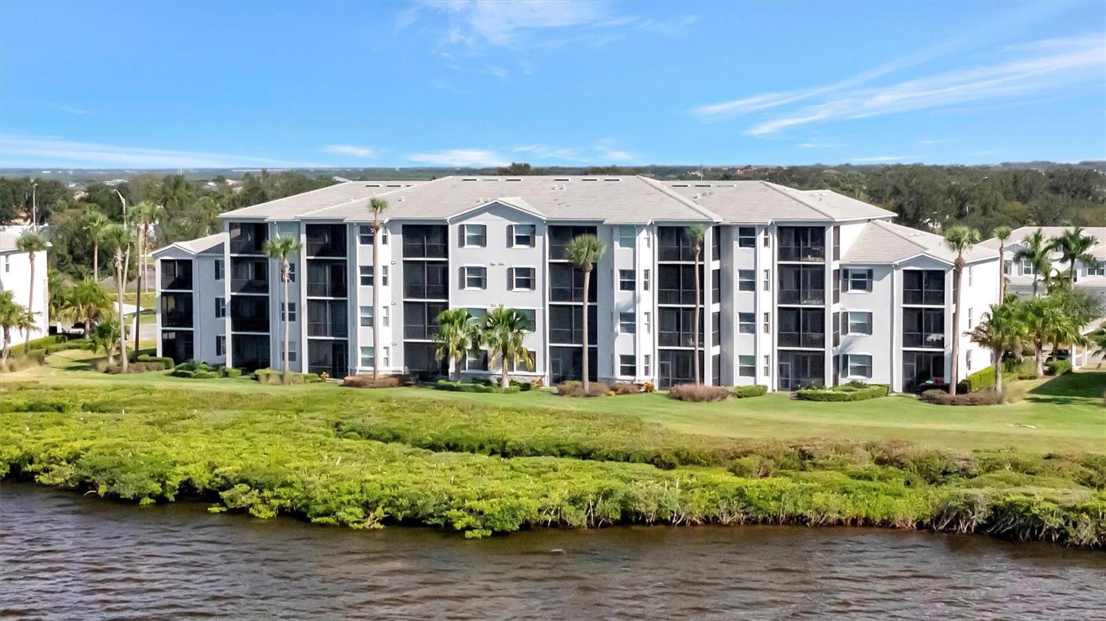 Image 49 of 67 For 1020 Tidewater Shores Loop 405