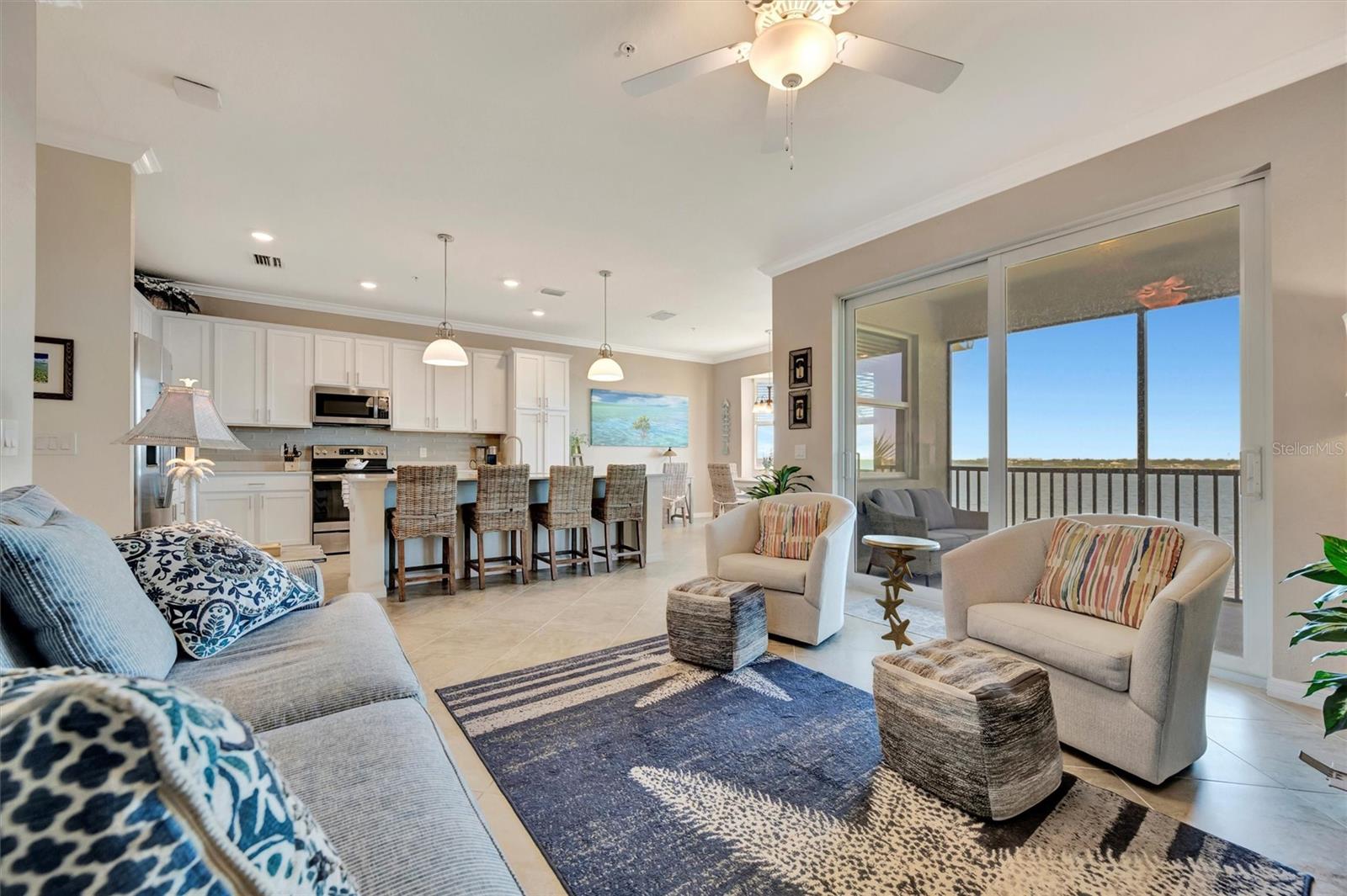 Image 5 of 67 For 1020 Tidewater Shores Loop 405