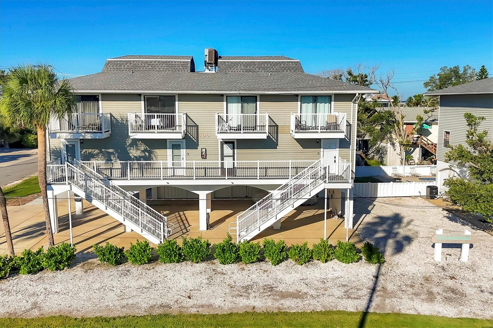 Details for 3400 6th Avenue 7, HOLMES BEACH, FL 34217