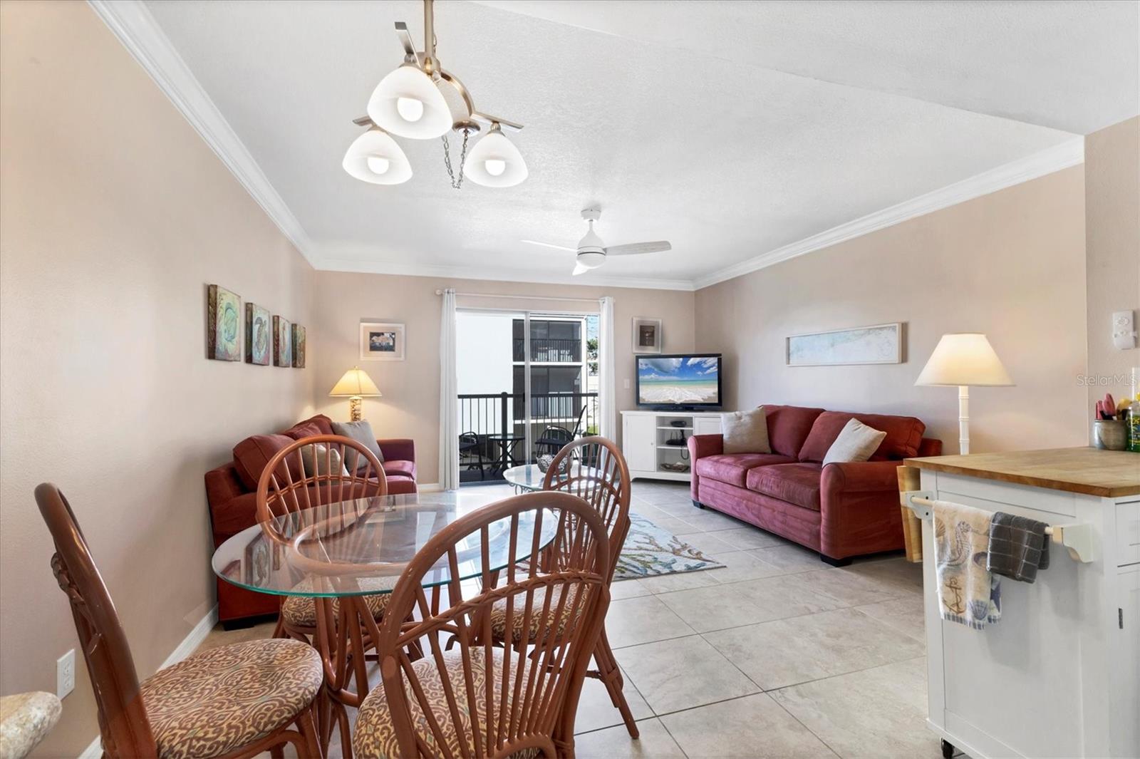 Image 17 of 46 For 3400 6th Avenue 7