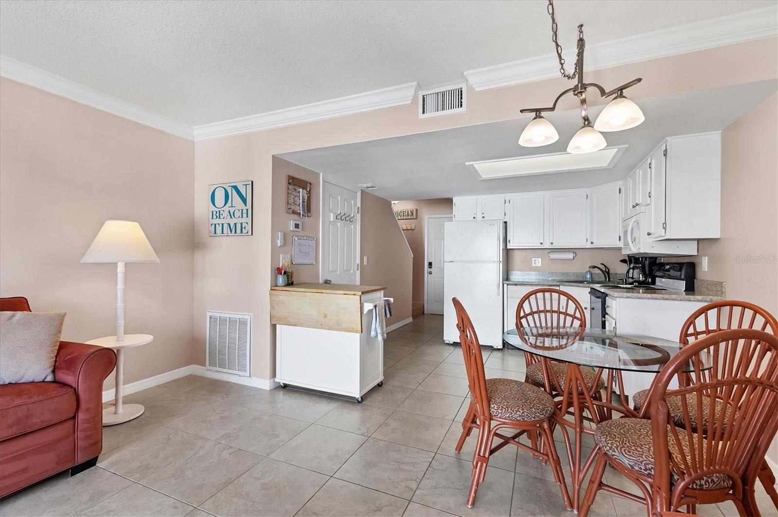 Image 18 of 46 For 3400 6th Avenue 7