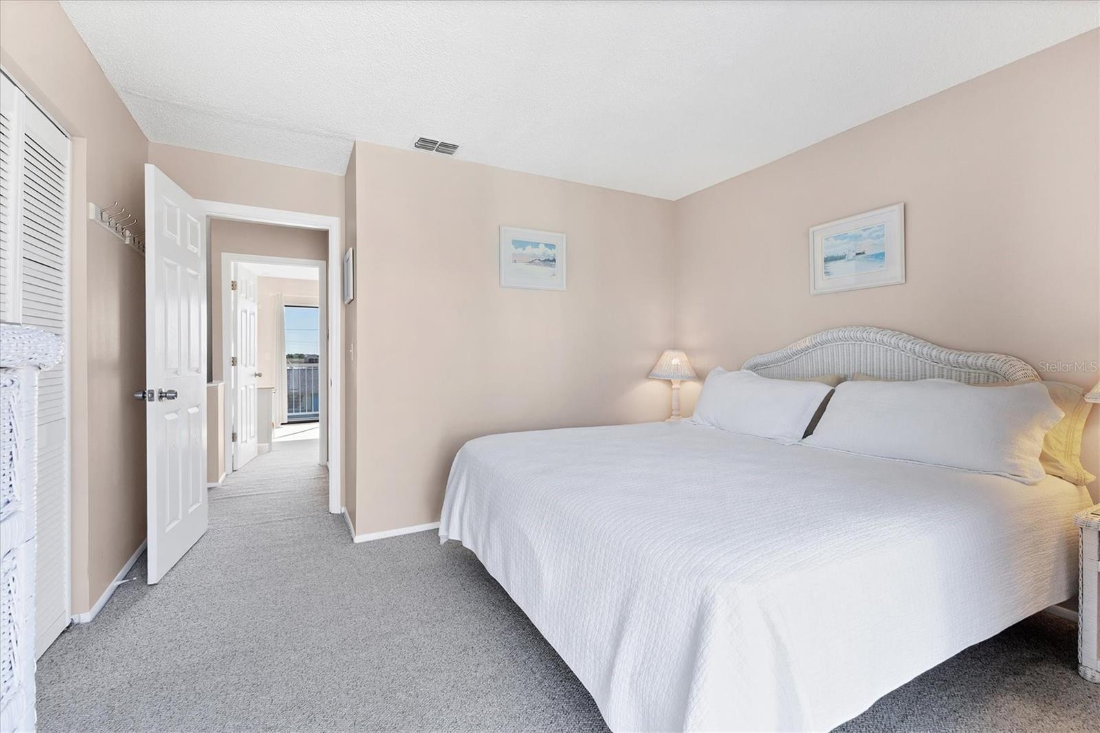 Image 25 of 46 For 3400 6th Avenue 7