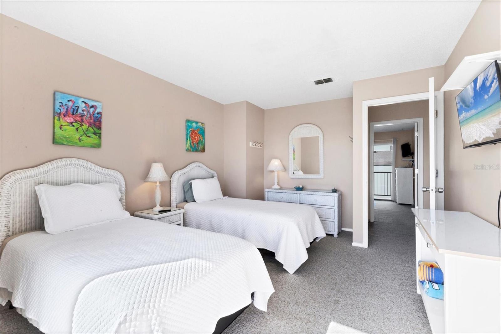 Image 31 of 46 For 3400 6th Avenue 7