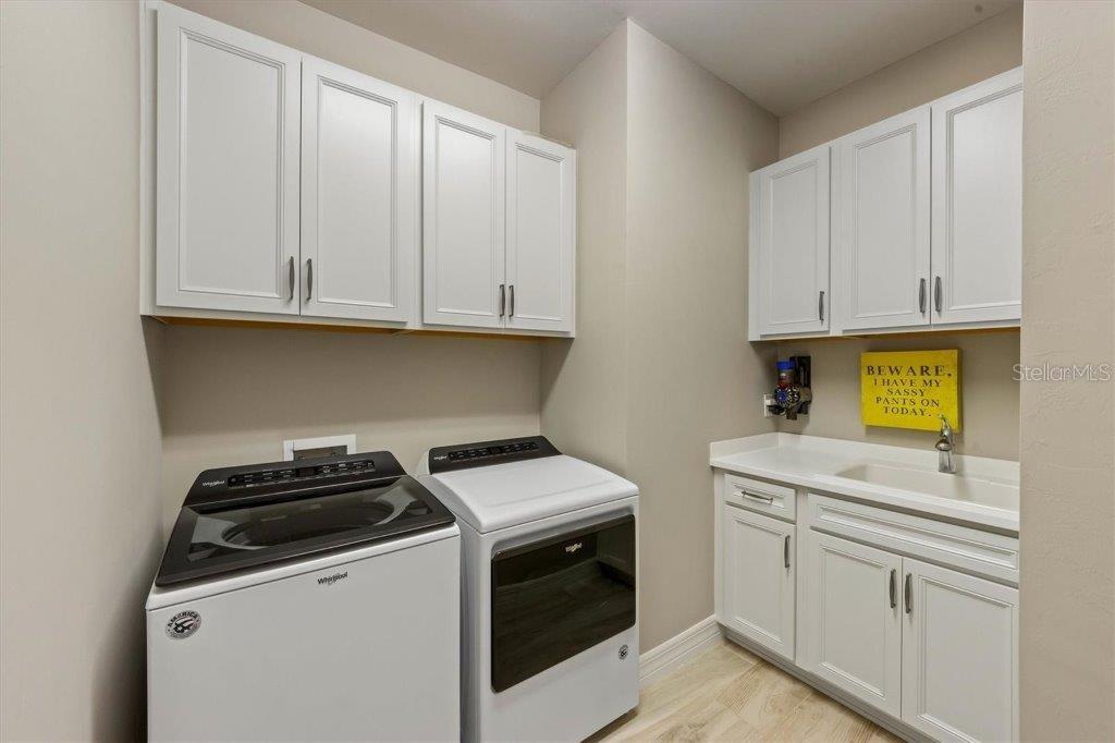 Image 23 of 57 For 13012 Rinella Street