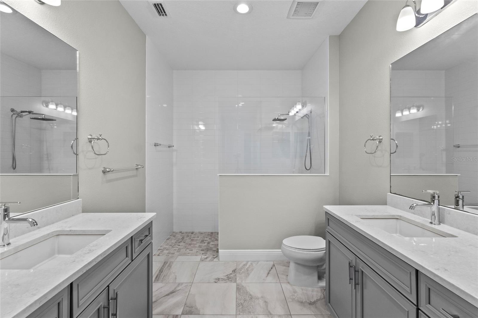 Image 12 of 64 For 220 Sarezzo Circle