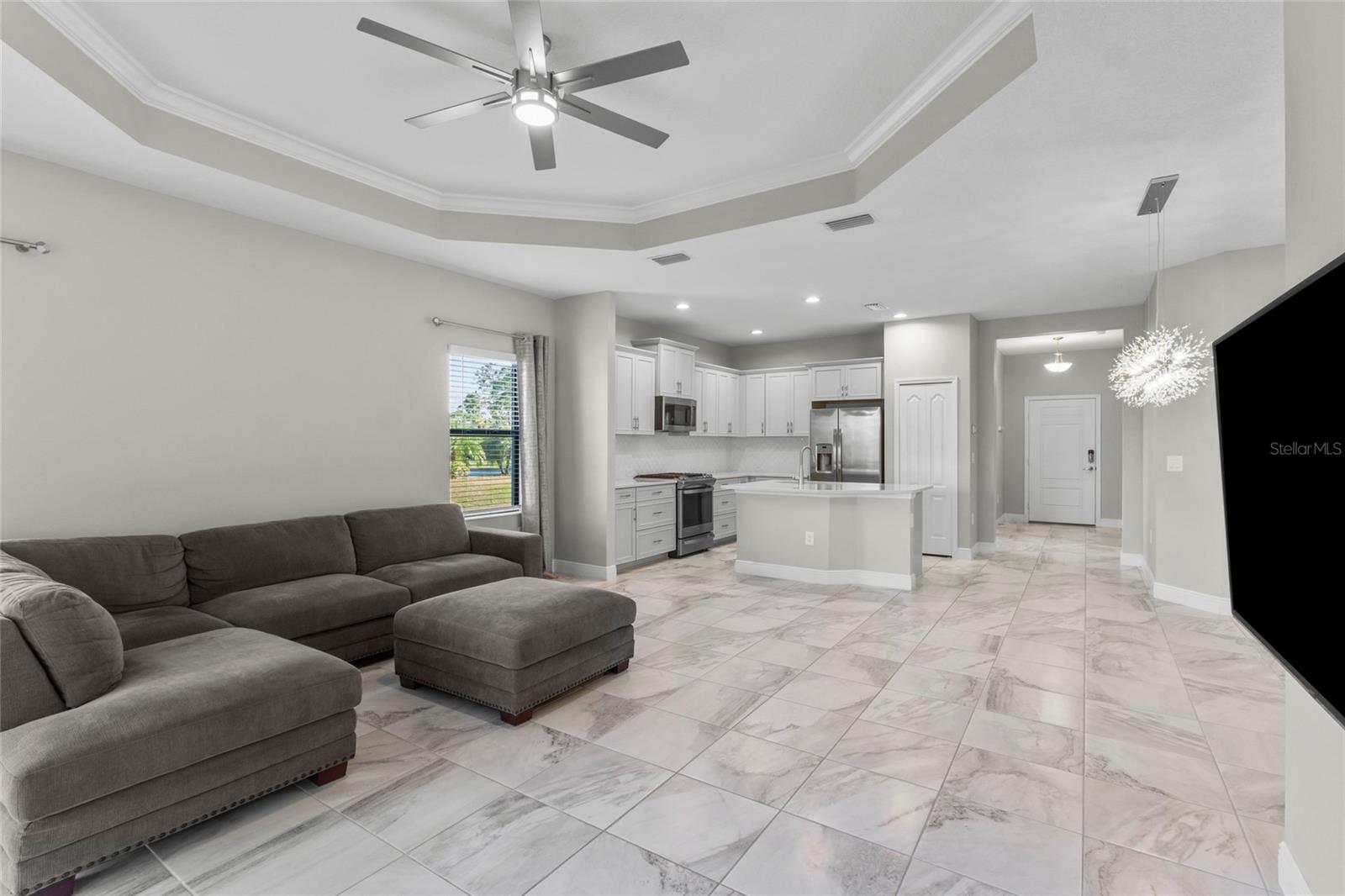 Image 16 of 64 For 220 Sarezzo Circle