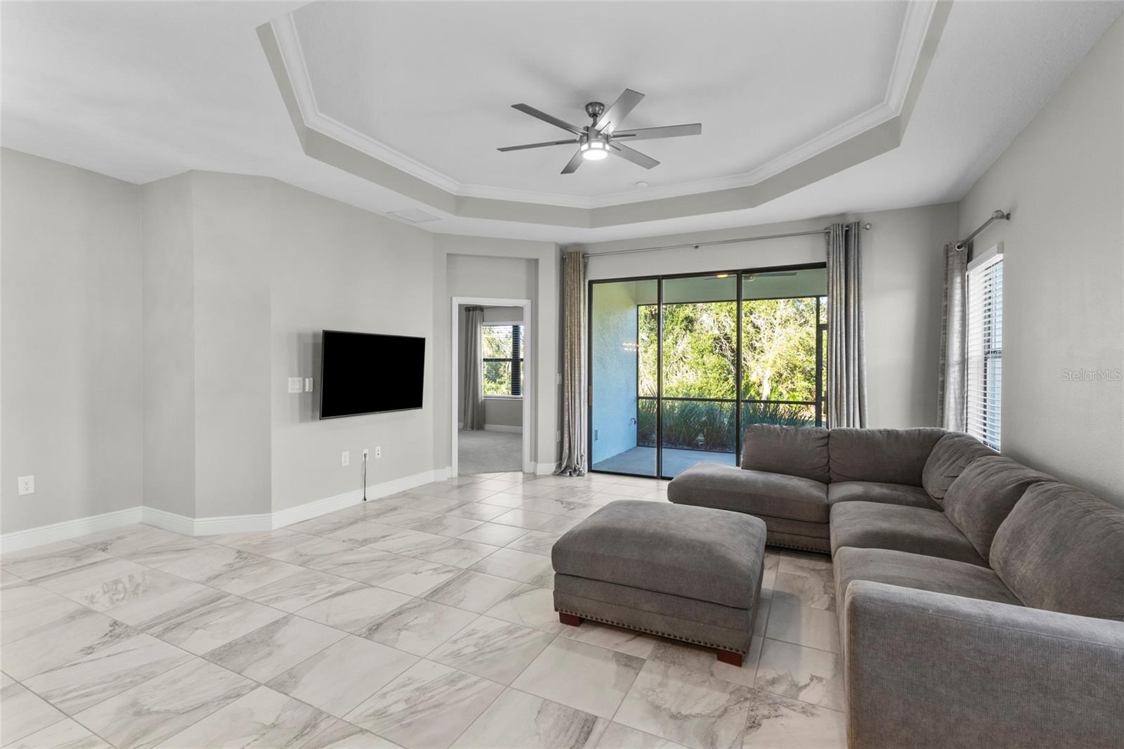 Image 17 of 64 For 220 Sarezzo Circle