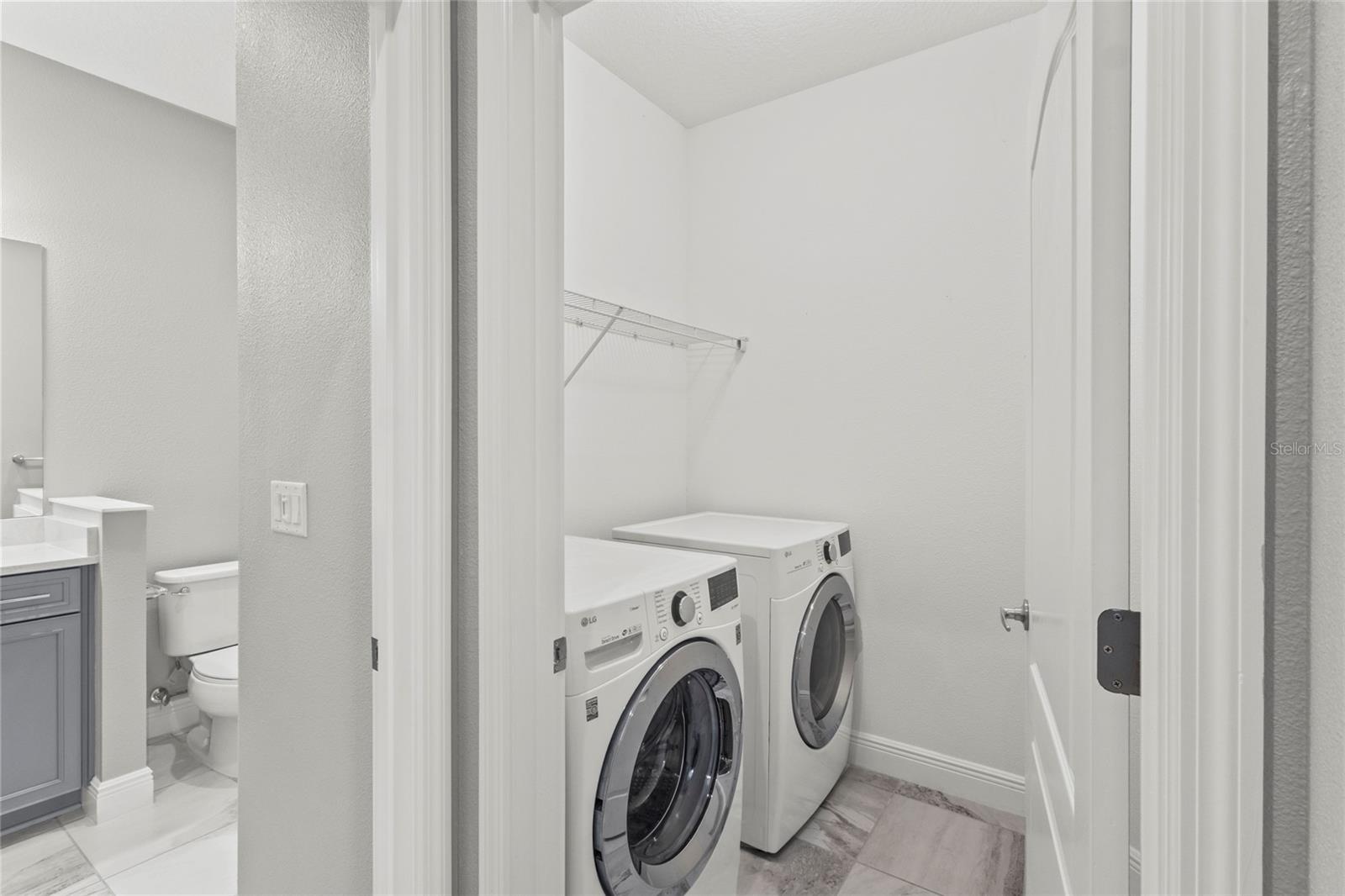 Image 23 of 64 For 220 Sarezzo Circle