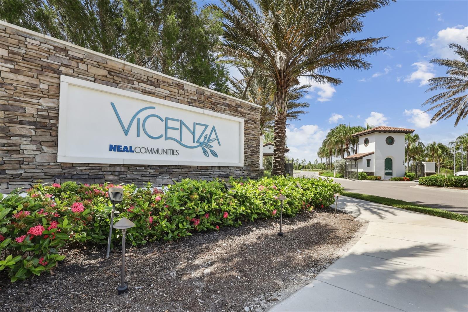 Image 38 of 64 For 220 Sarezzo Circle