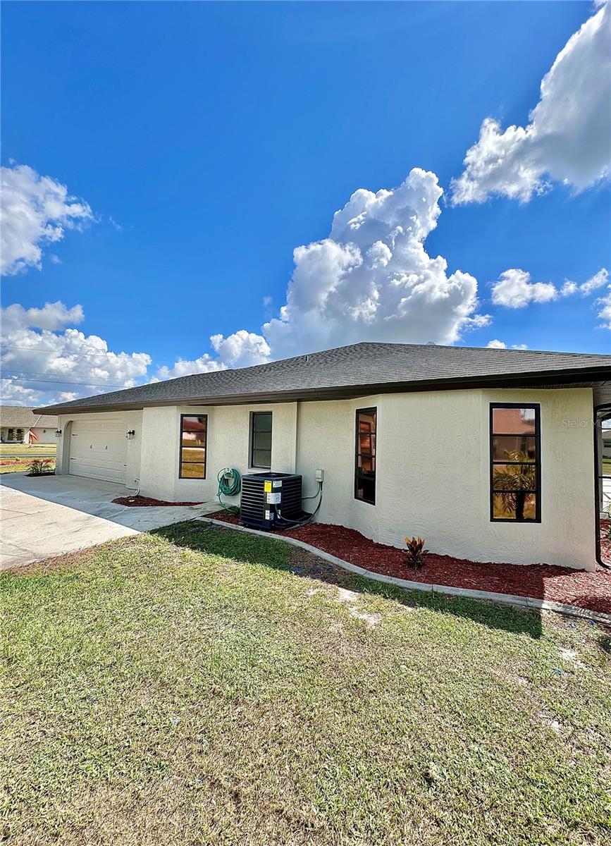 Image 23 of 47 For 1 Clubhouse Road