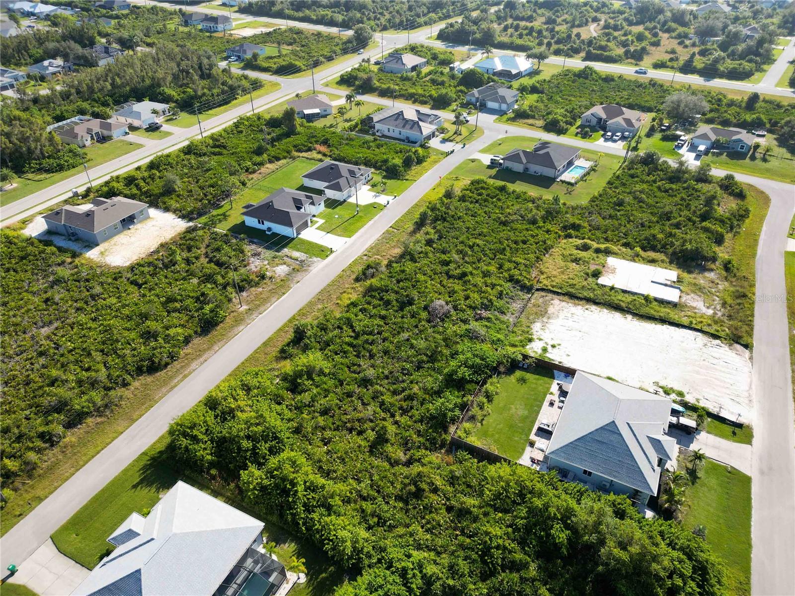 Image 2 of 11 For 13541 Abutilon Lane