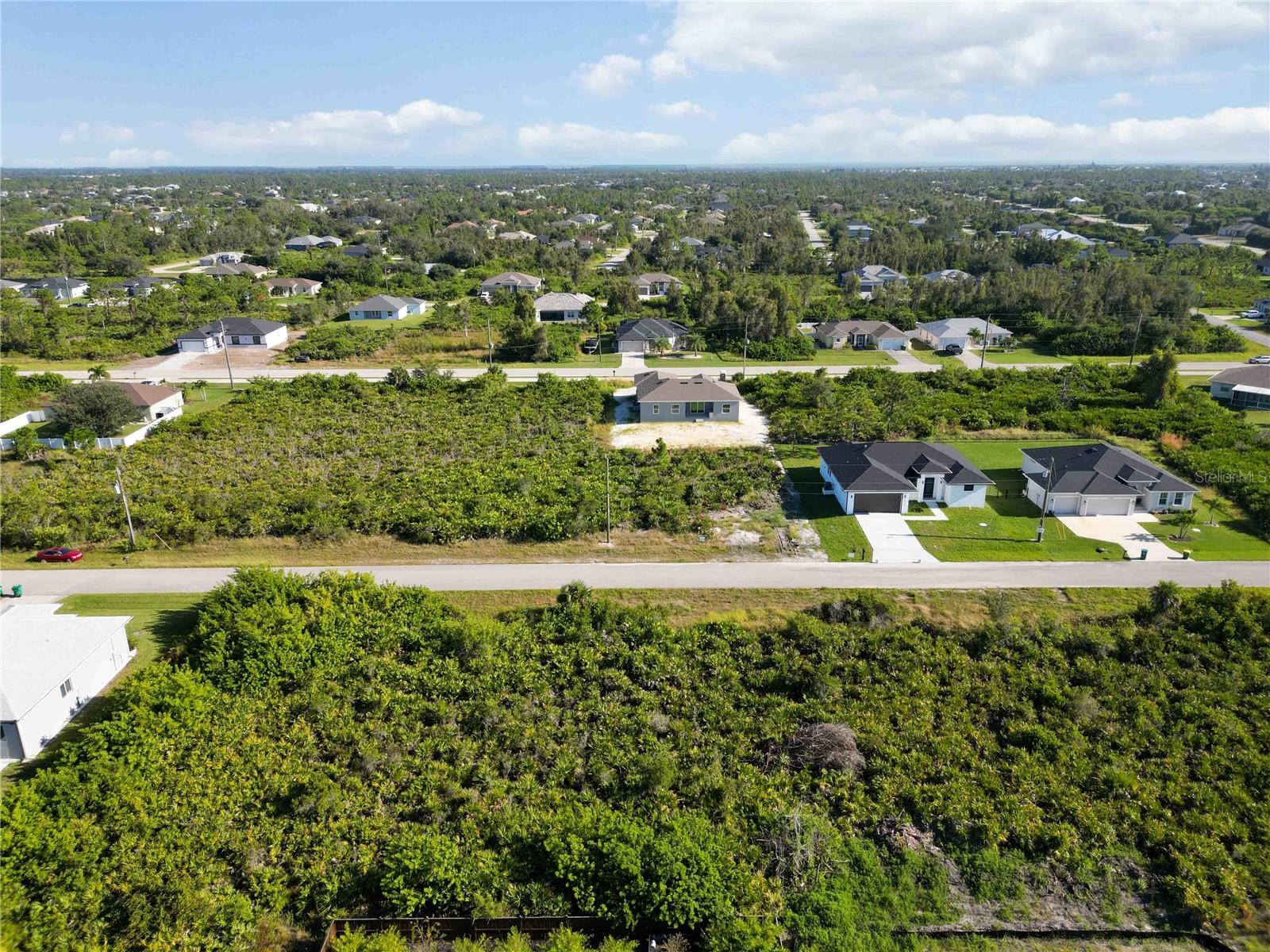 Image 3 of 7 For 13506 Abutilon Lane