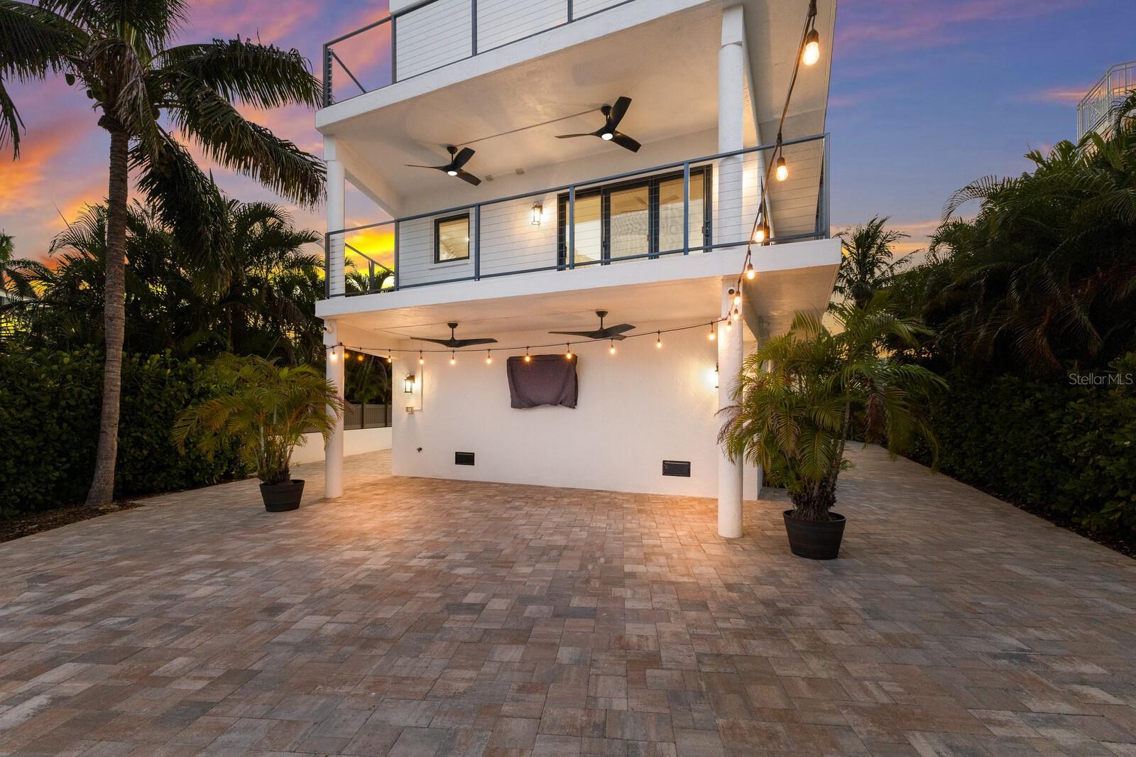 Image 14 of 84 For 201 Harbor Drive