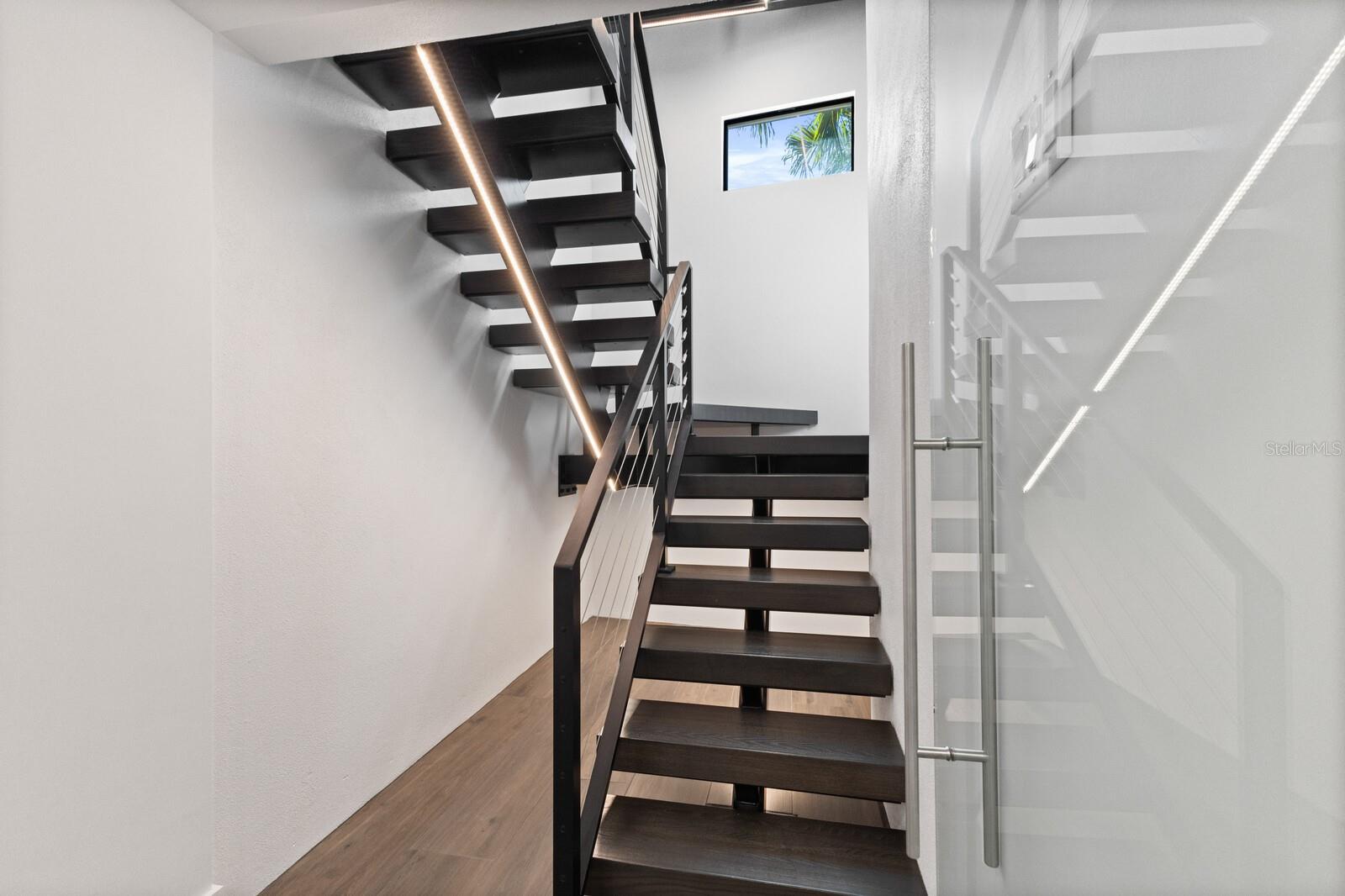 Image 27 of 84 For 201 Harbor Drive