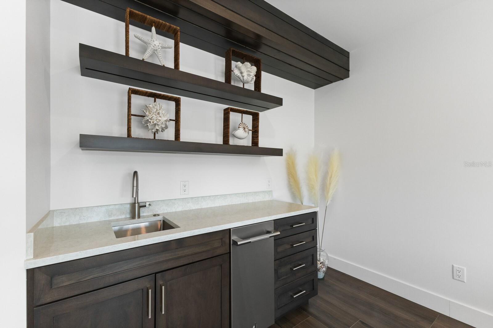 Image 33 of 84 For 201 Harbor Drive