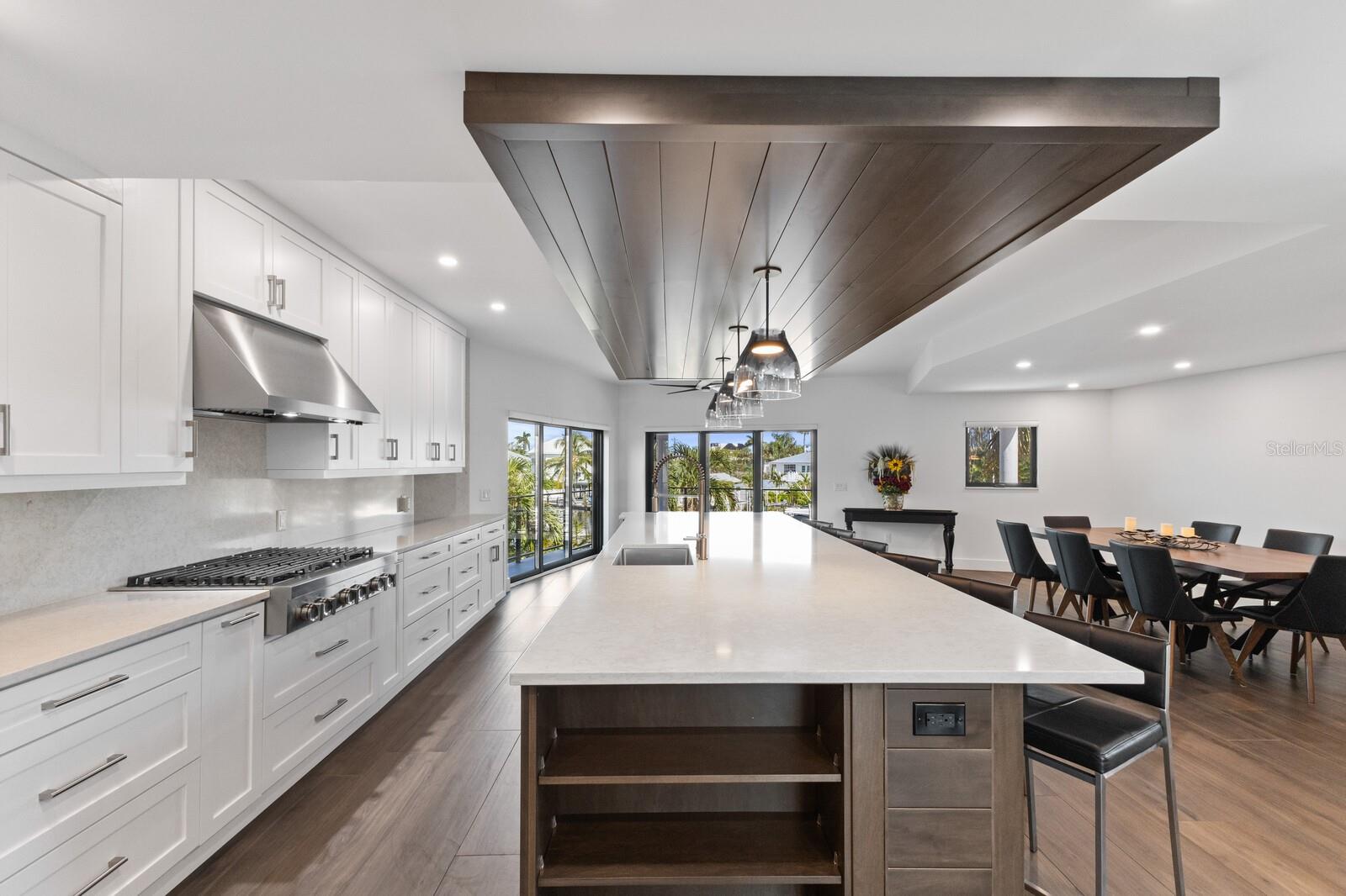 Image 35 of 84 For 201 Harbor Drive