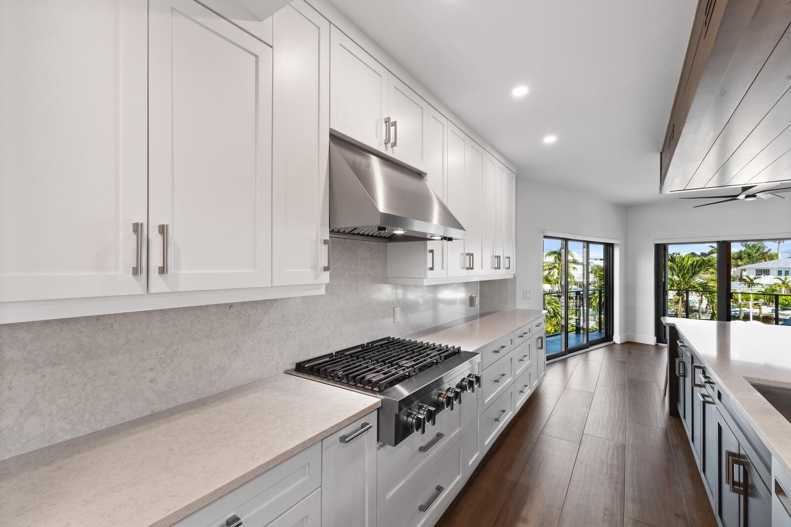 Image 37 of 84 For 201 Harbor Drive