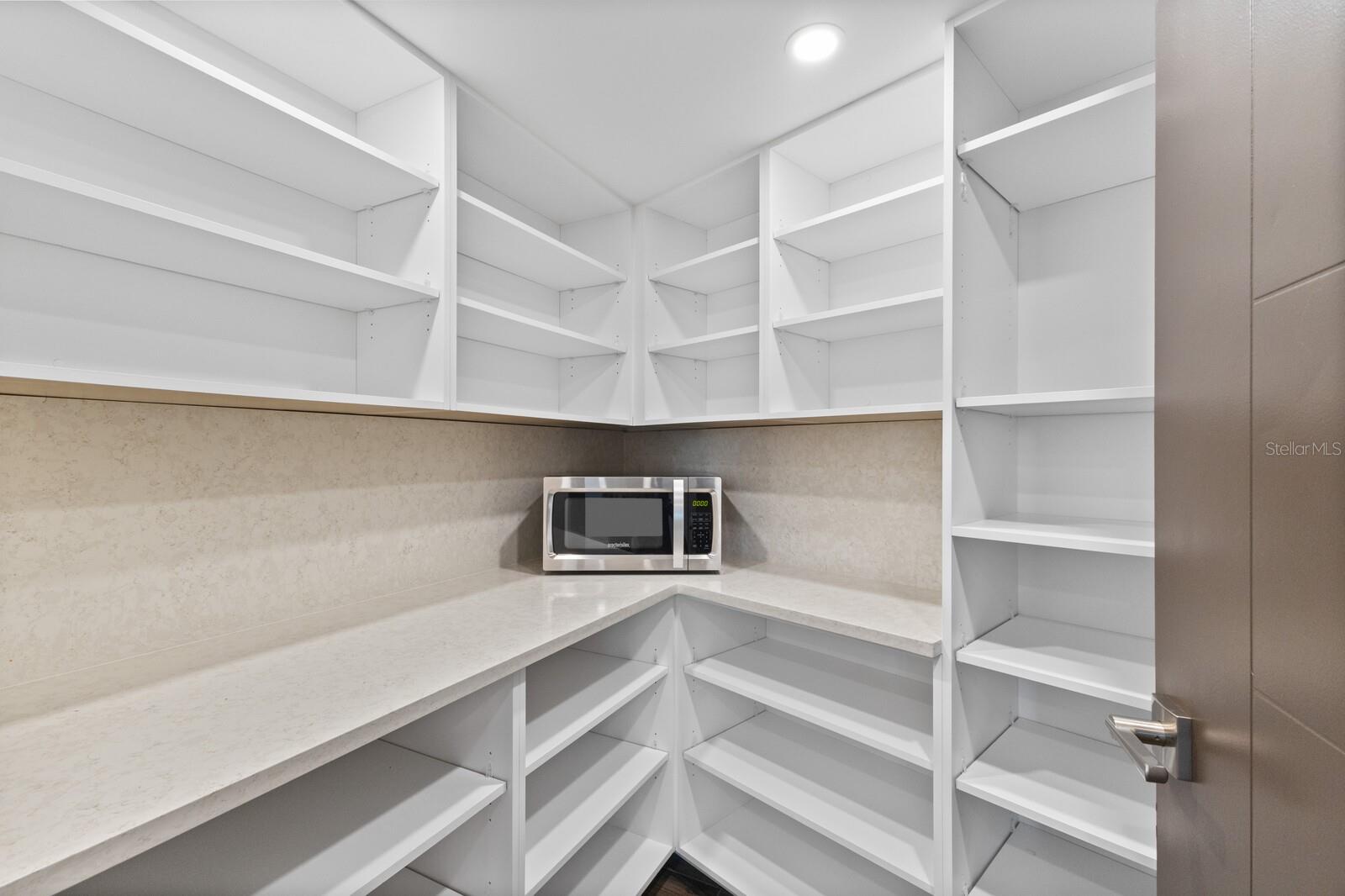 Image 39 of 84 For 201 Harbor Drive