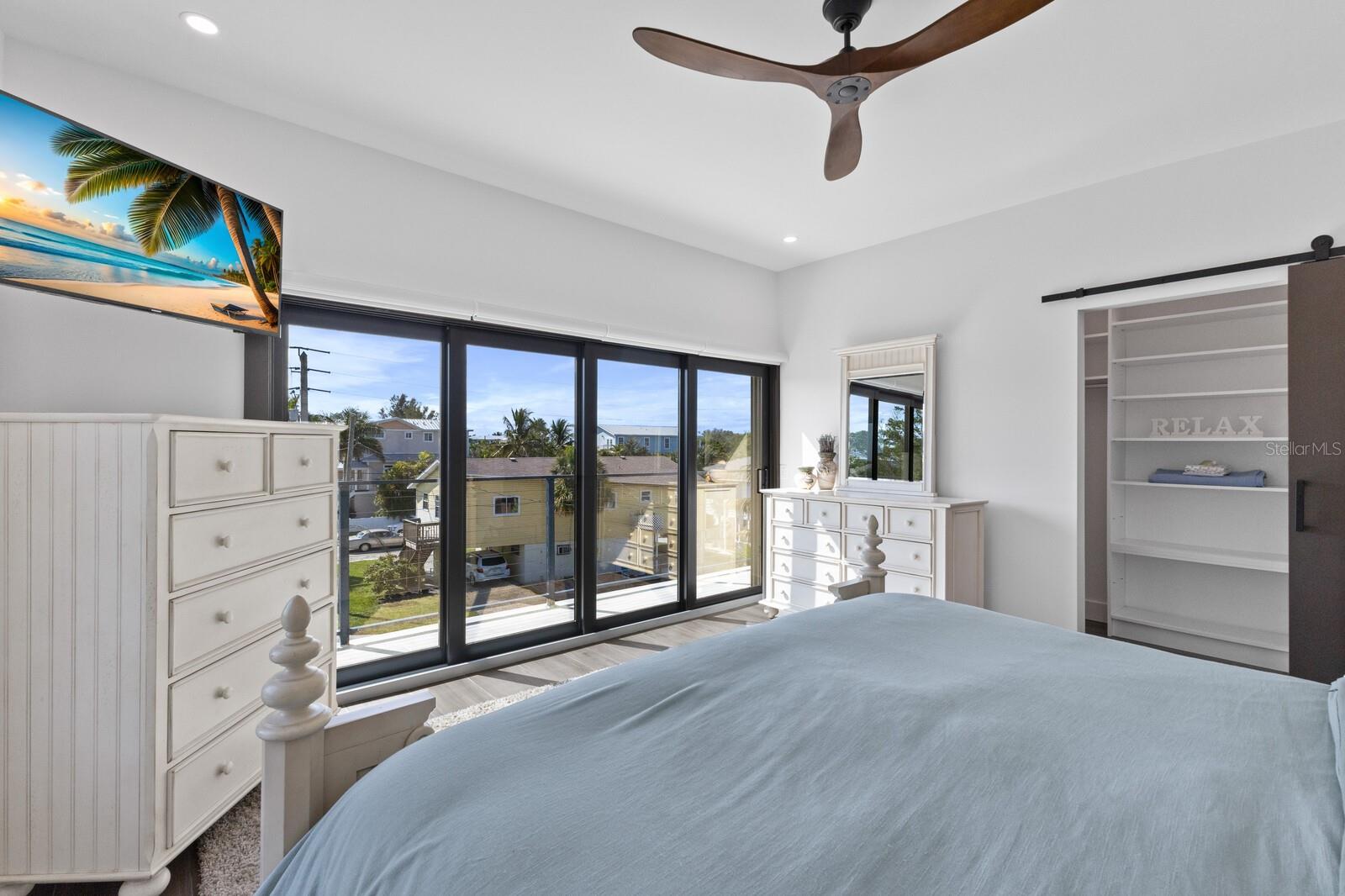 Image 45 of 84 For 201 Harbor Drive