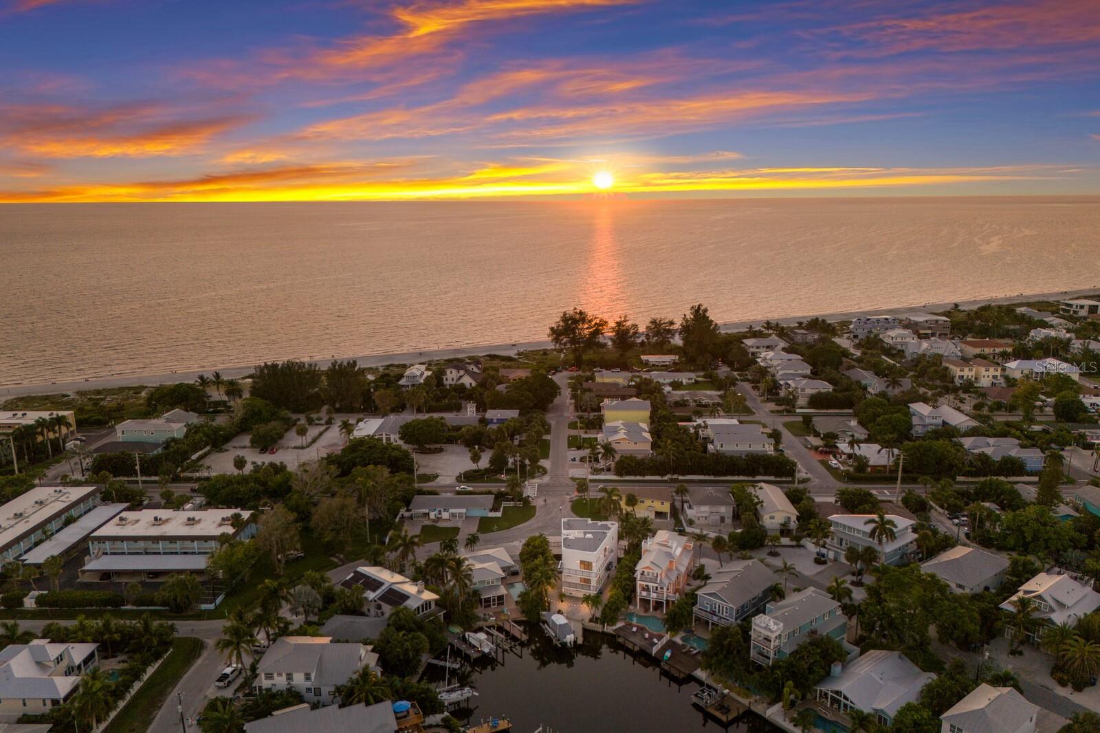 Image 7 of 84 For 201 Harbor Drive