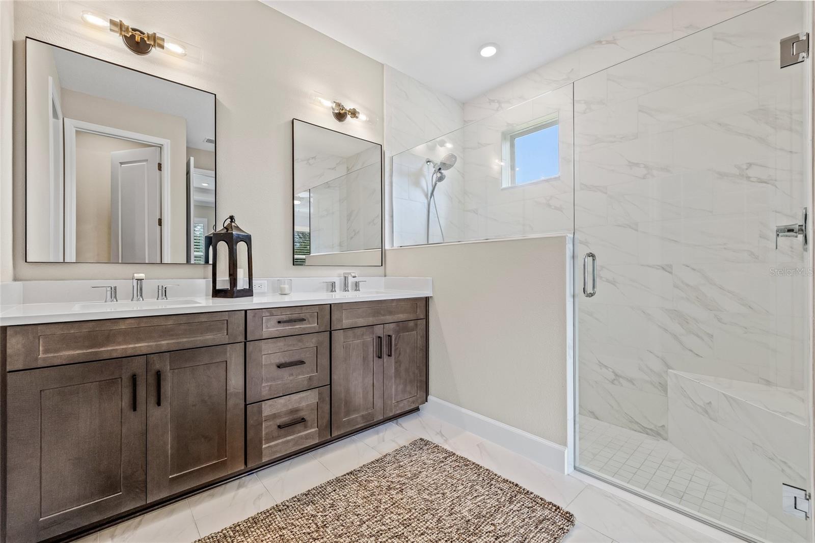 Image 34 of 58 For 15537 Foxtail Lane