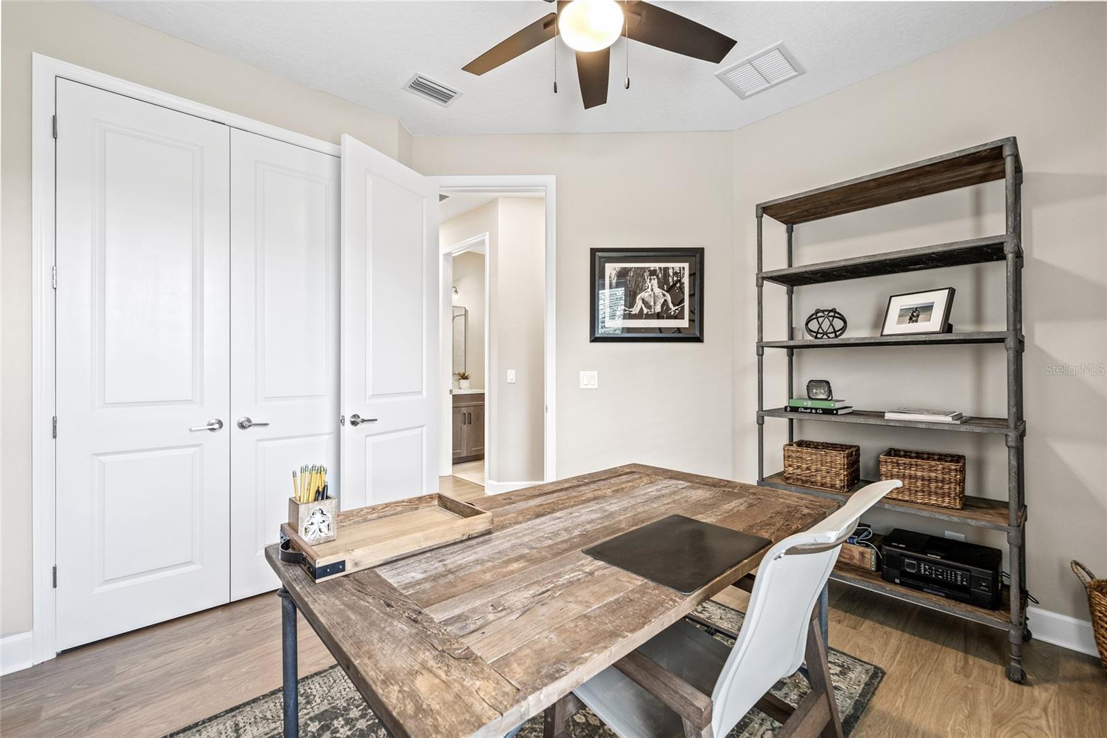 Image 40 of 58 For 15537 Foxtail Lane