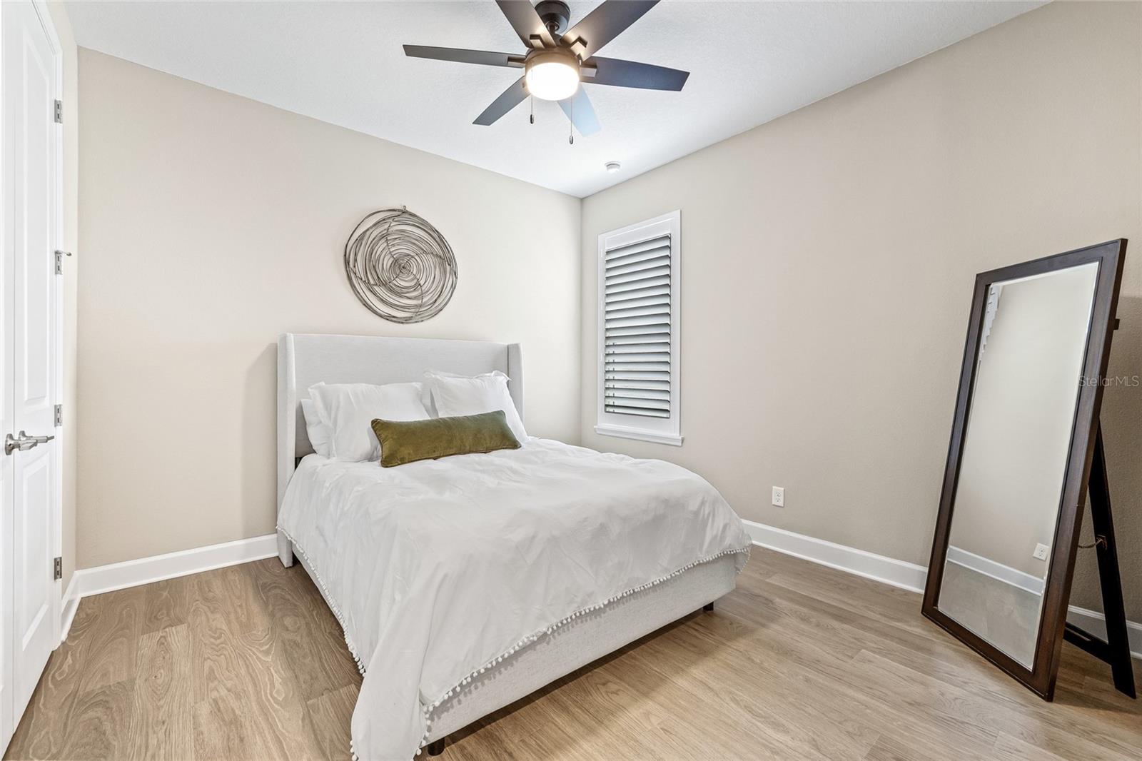 Image 41 of 58 For 15537 Foxtail Lane