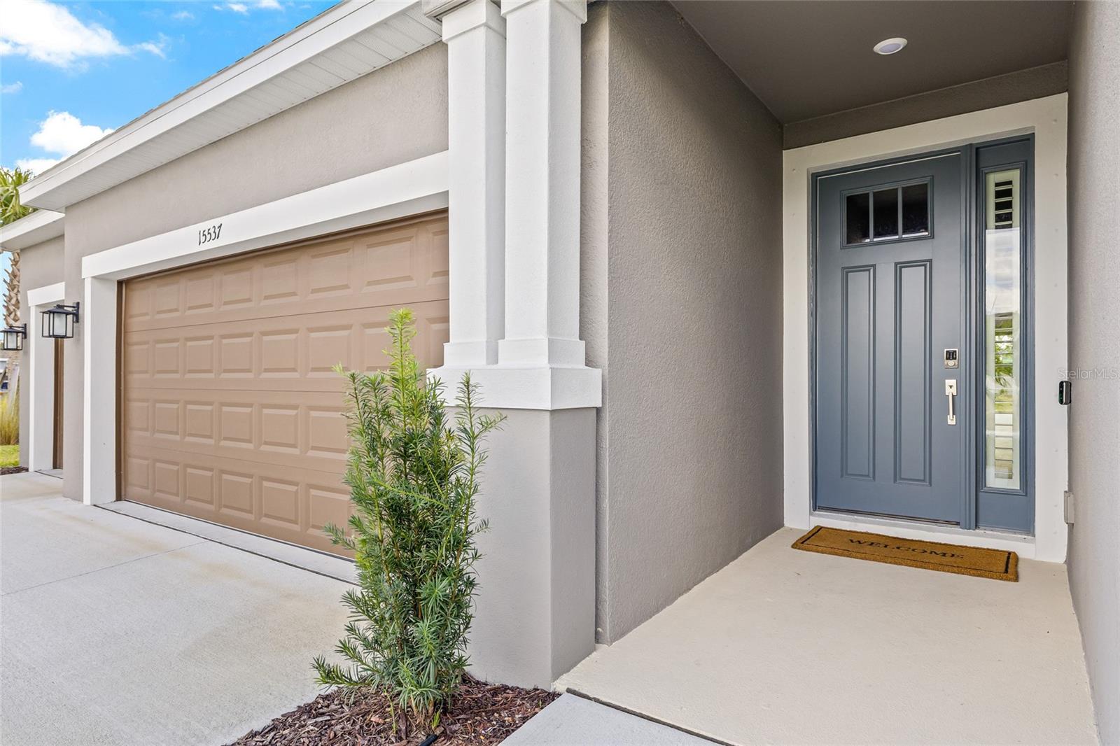 Image 6 of 58 For 15537 Foxtail Lane