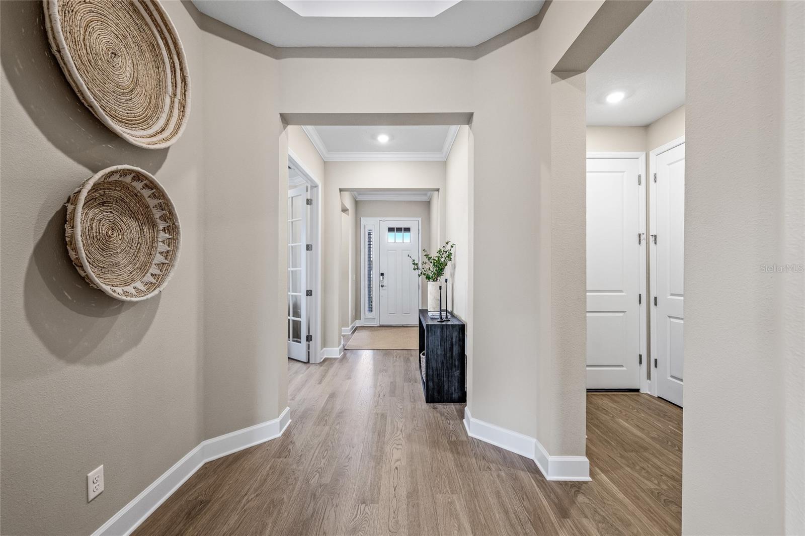 Image 8 of 58 For 15537 Foxtail Lane