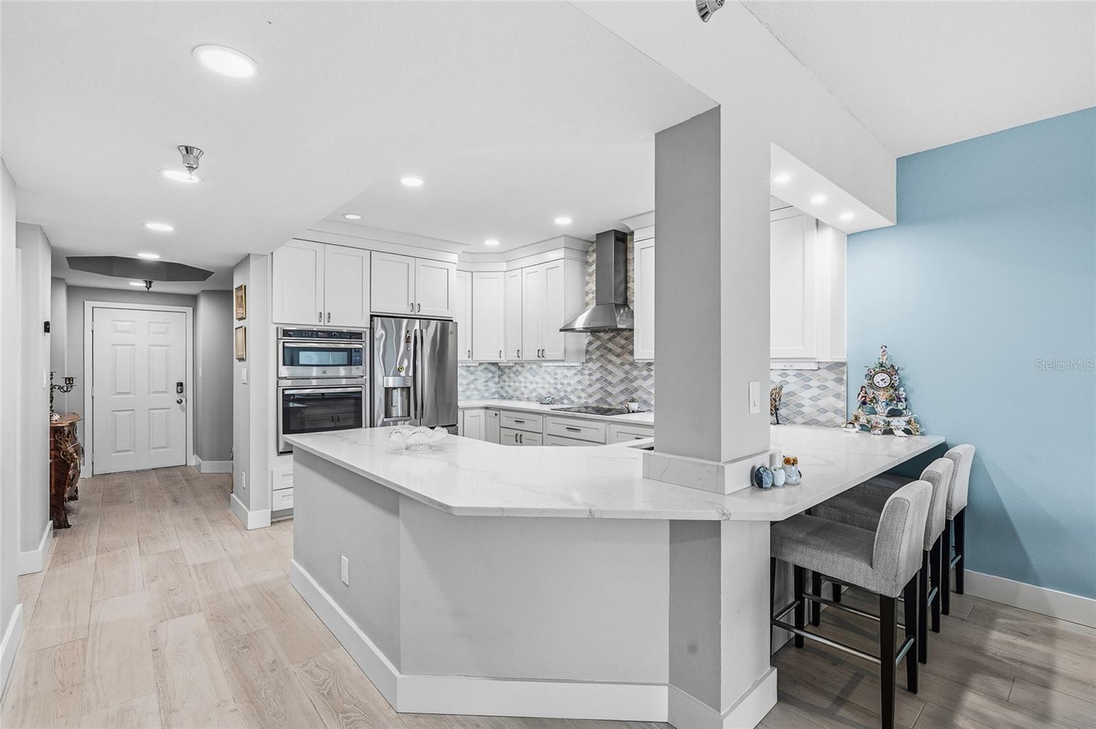 Image 12 of 55 For 8001 Sailboat Key Boulevard S 305