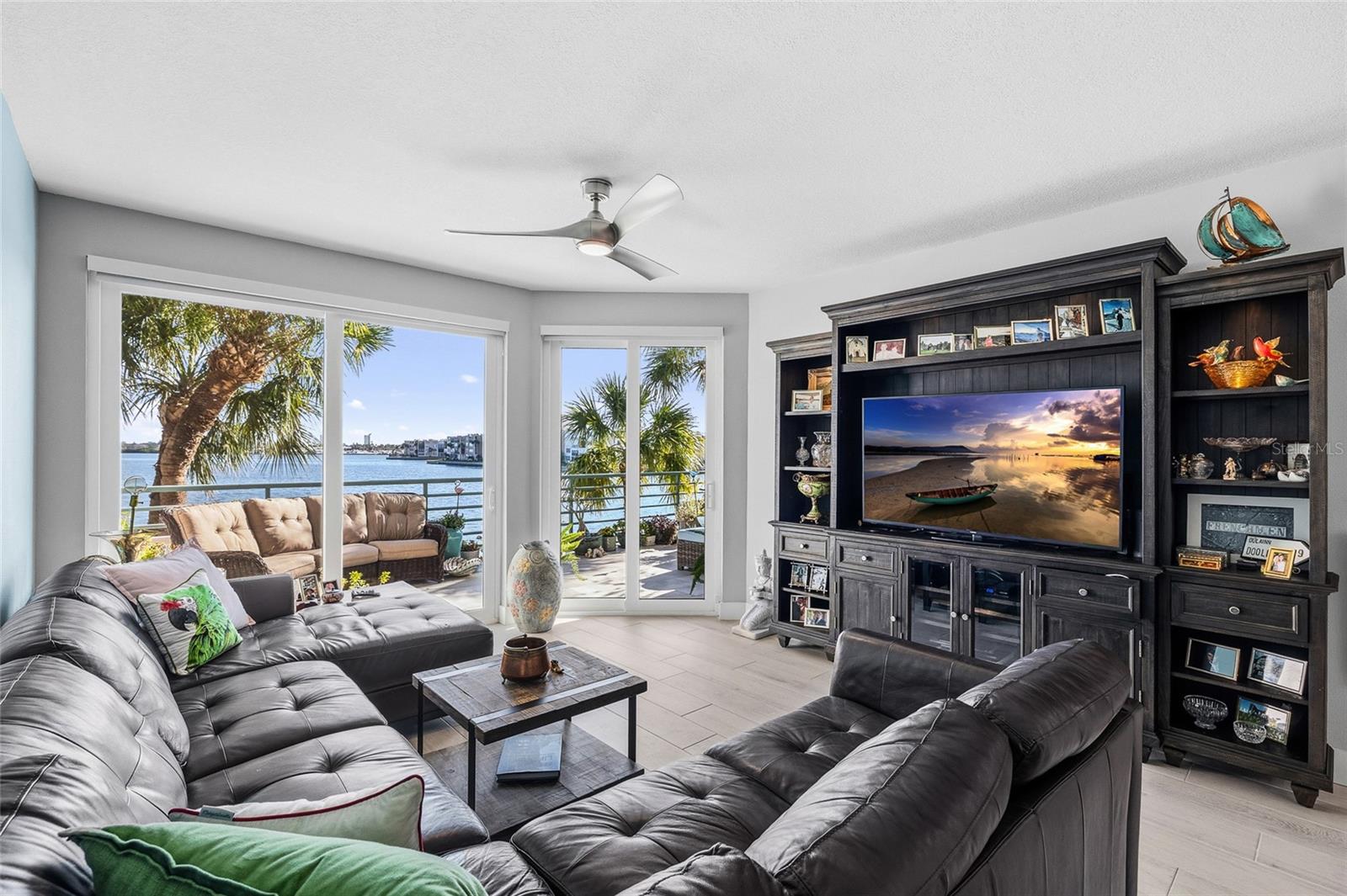 Image 16 of 55 For 8001 Sailboat Key Boulevard S 305