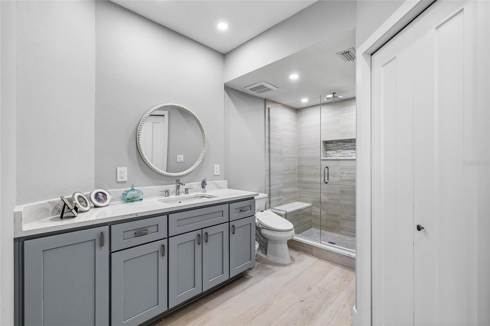 Image 22 of 55 For 8001 Sailboat Key Boulevard S 305