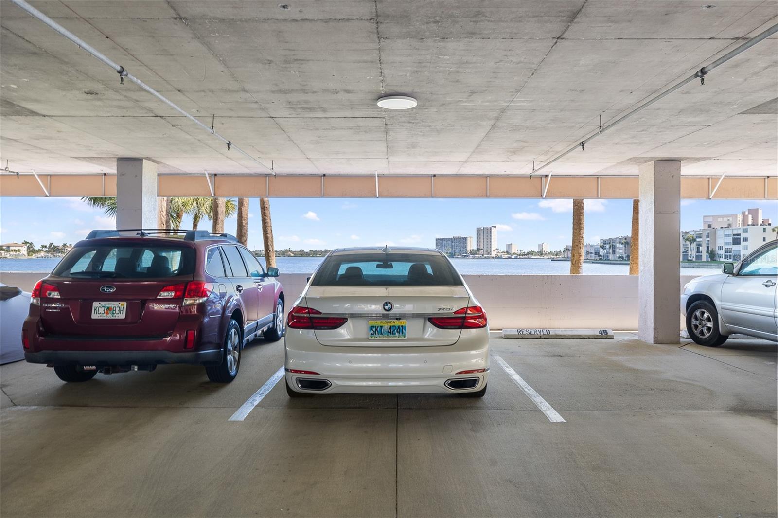 Image 35 of 55 For 8001 Sailboat Key Boulevard S 305