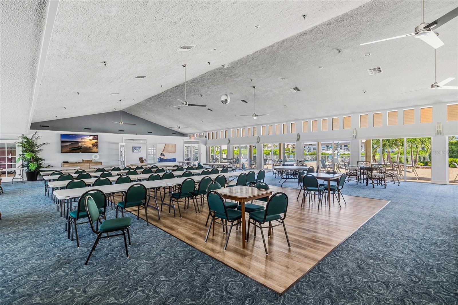 Image 37 of 55 For 8001 Sailboat Key Boulevard S 305